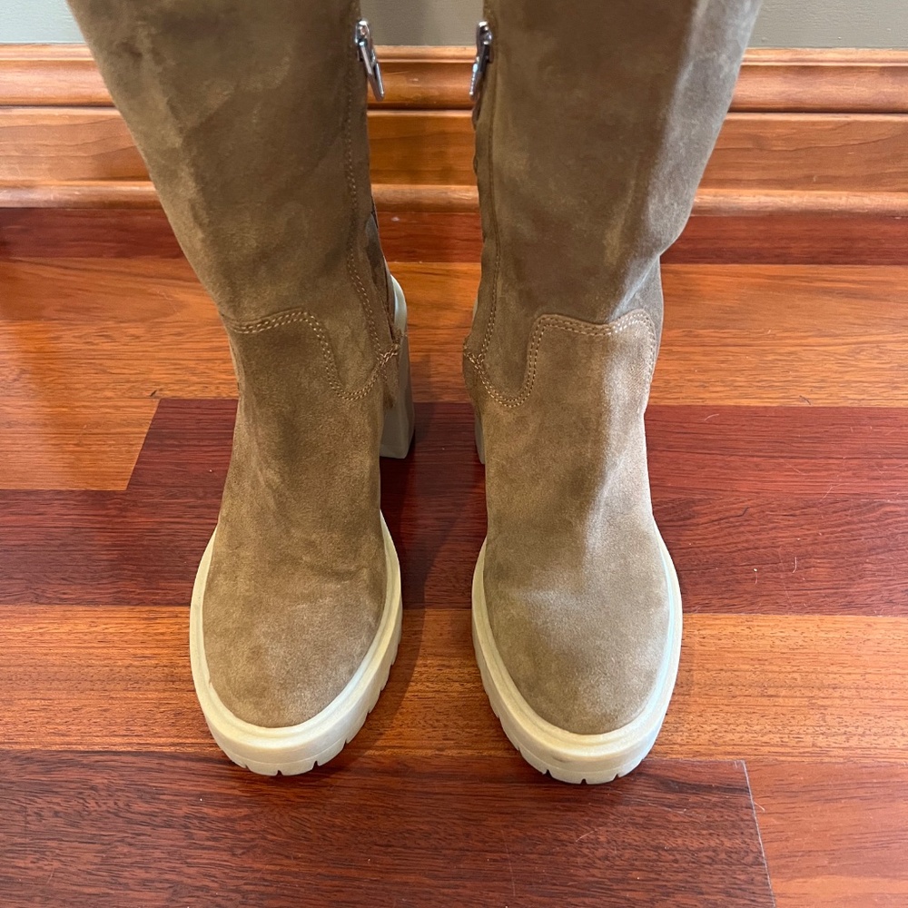 Dolce Vita Taupe Suede Knee-High Chunky Heel Boots - Picture 2 of 9